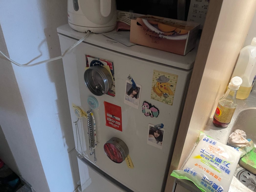 座間市【不用品回収】冷蔵庫、電気ポットの作業前