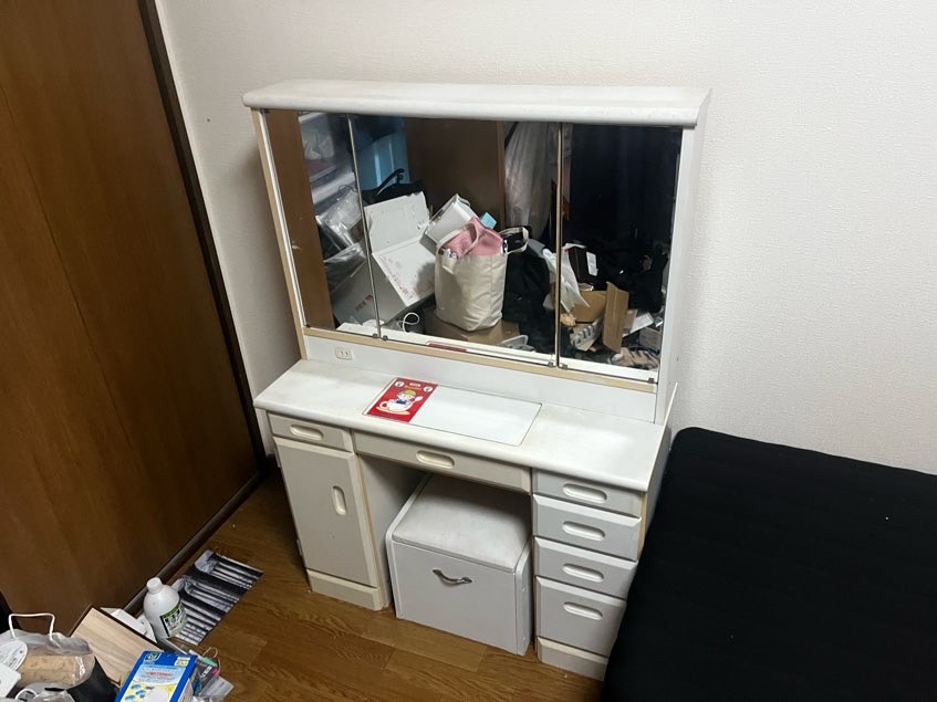 南足柄市【不用品回収】化粧台の作業前